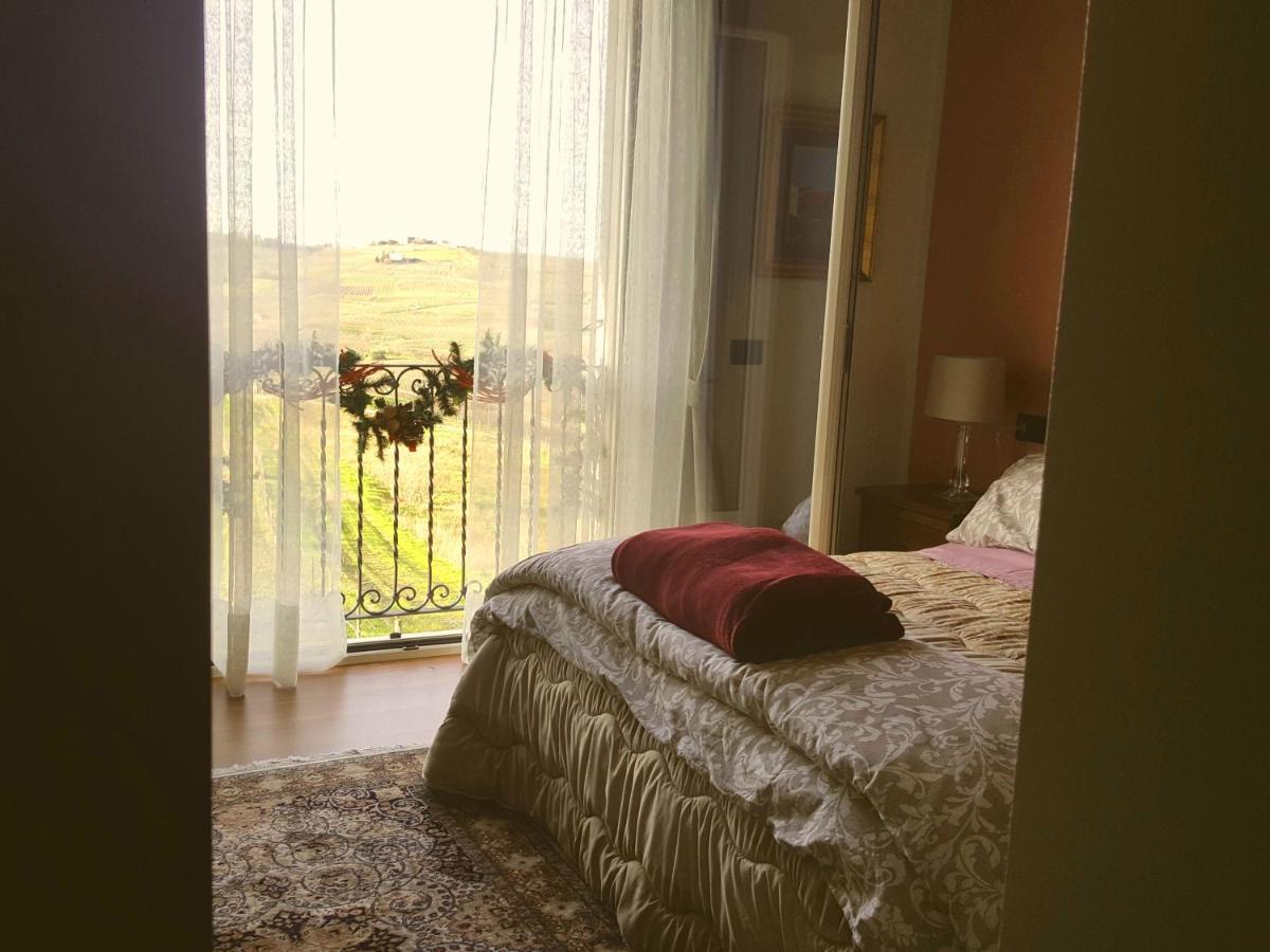 Bed and Breakfast La Terrazza Sui Vigneti-Rovescala San Damiano al Colle Exteriér fotografie