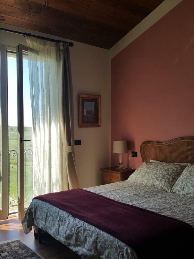 Bed and Breakfast La Terrazza Sui Vigneti-Rovescala San Damiano al Colle Exteriér fotografie
