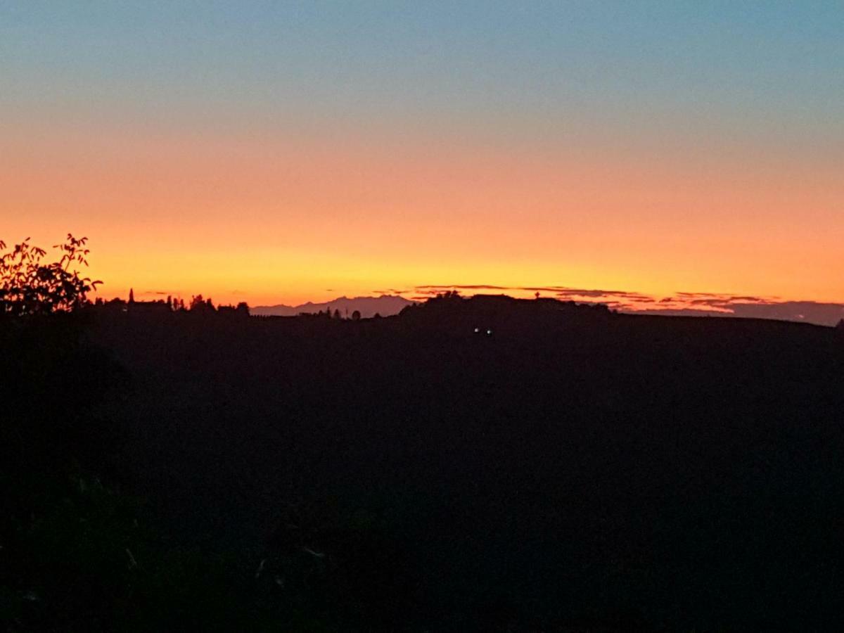 Bed and Breakfast La Terrazza Sui Vigneti-Rovescala San Damiano al Colle Exteriér fotografie